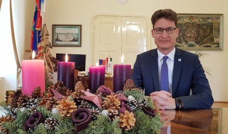 Hiszek a közösség erejében és az építkezésben - beszélgetés Cser-Palkovics Andrással